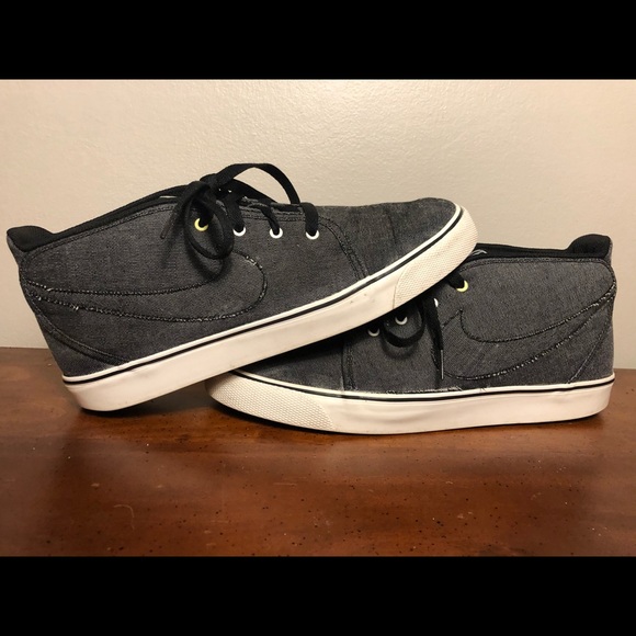 nike toki mid